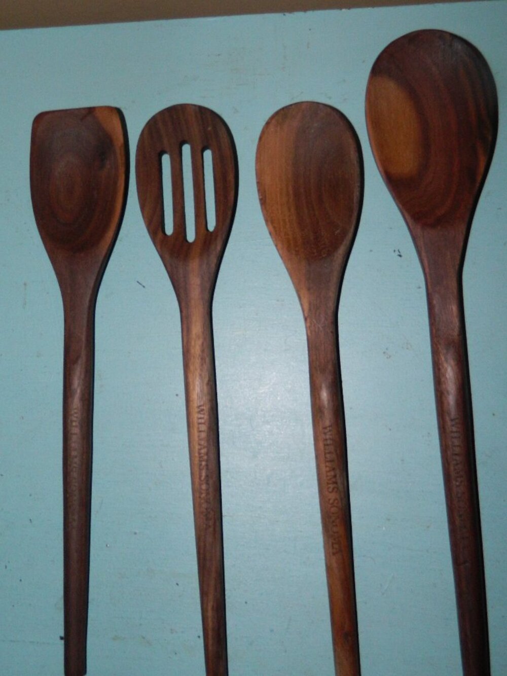 Williams Sonoma Walnut Wood Spoons, Set of 4 READ